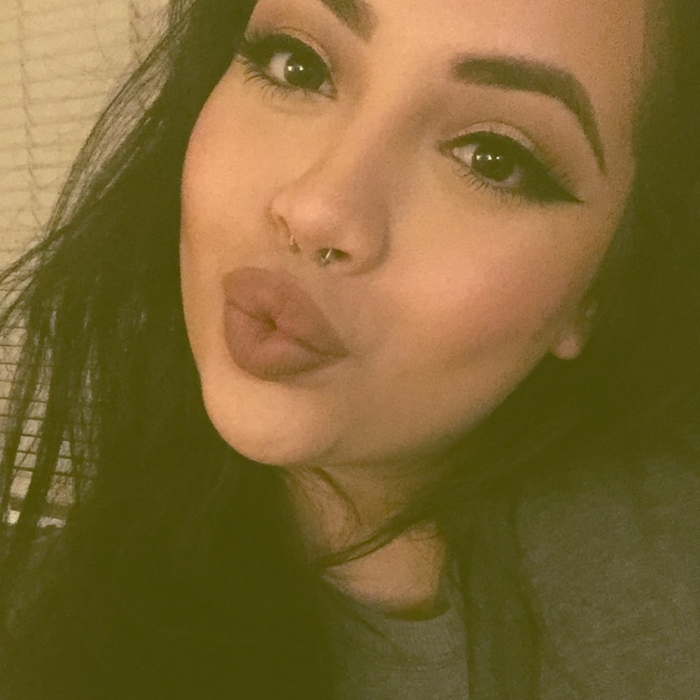 Meet your Posher, Odalys